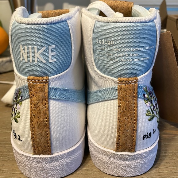 Never Worn! Women’s Blazer Mid ‘77 SE, Goat verified! - Picture 9 of 11